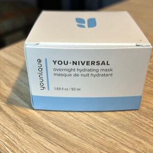 Younique overnight hydrating mask